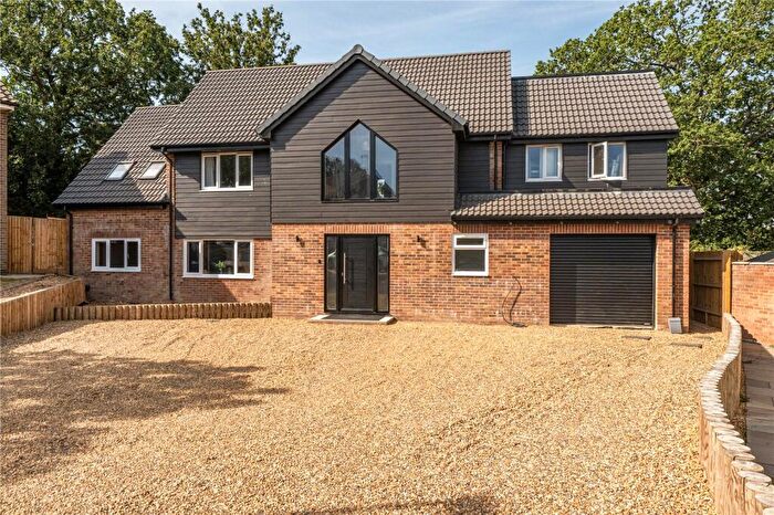 5 Bedroom Detached House For Sale In Woodland Crescent, Bracknell, Berkshire, RG42