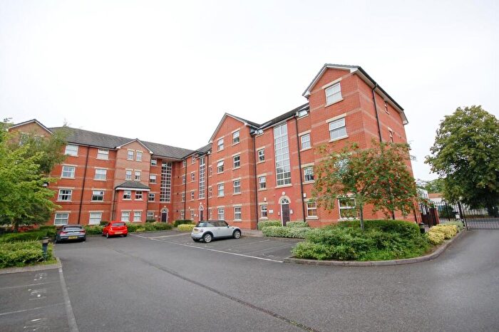 2 Bedroom Apartment To Rent In Capitol Court, Parrs Wood Road, Didsbury, M20
