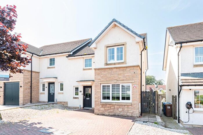 4 Bedroom Semi-Detached House For Sale In East Cults Court, Whitburn, EH47