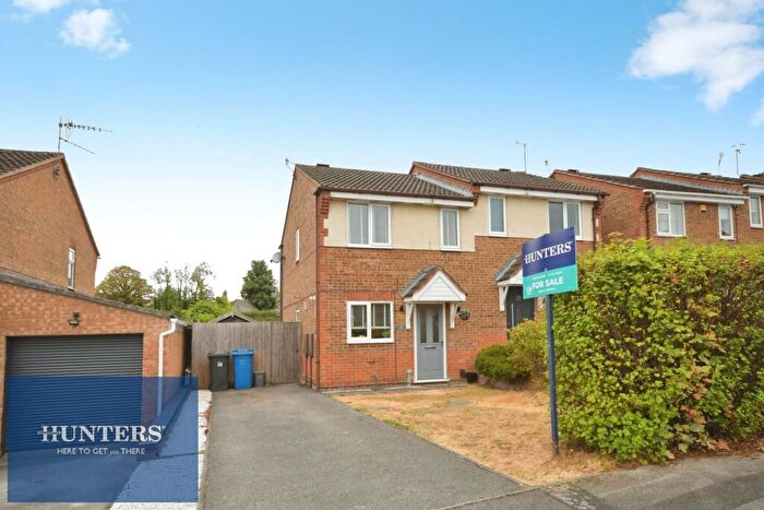 2 Bedroom Semi Detached House For Sale In Acacia Avenue, Hollingwood, Chesterfield, S43