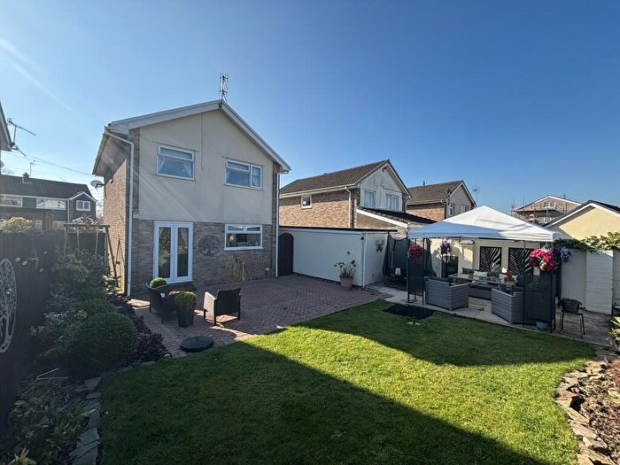 3 Bedroom Detached House For Sale In Bryn Lane, Pontllanfraith, Blackwood, NP12