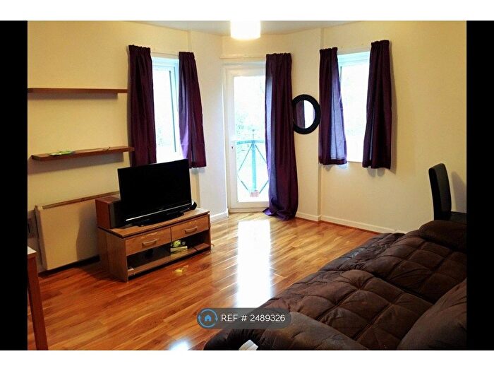 1 Bedroom Flat To Rent In Headford Gardens, Sheffield, S3