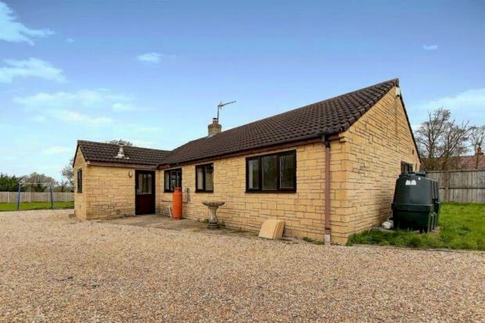 3 Bedroom Detached Bungalow For Sale In Henstridge Trading Estate, Templecombe, Somerset, BA8