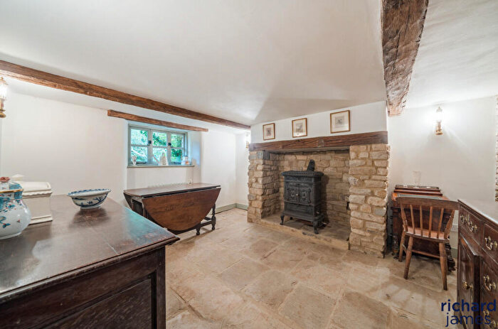 4 Bedroom Detached House For Sale In Marston Meysey, Swindon, Wiltshire, SN6
