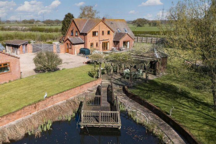 6 Bedroom Detached House For Sale In Laytham, York, YO42