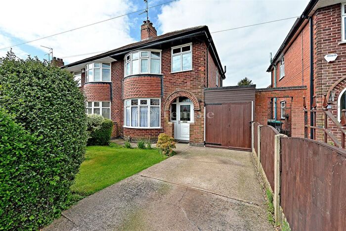 3 Bedroom Semi-Detached House For Sale In Cambria Road, Pleasley, NG19