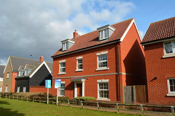 5 Bedroom Detached House For Sale In Hazel Walk, Red Lodge, IP28