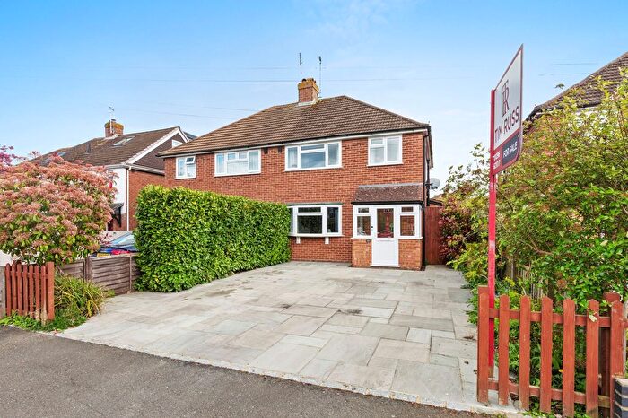 3 Bedroom Semi Detached House For Sale In Grenville Avenue, Wendover, HP22