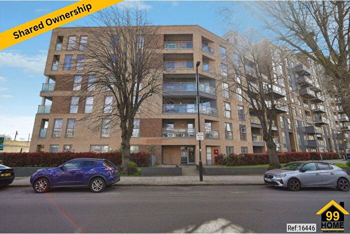 2 Bedroom Flat For Sale In Hartland House, Brixton, SW9