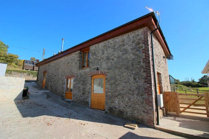 4 Bedroom Barn Conversion To Rent In Court Vollard, Trematon, Saltash, PL12
