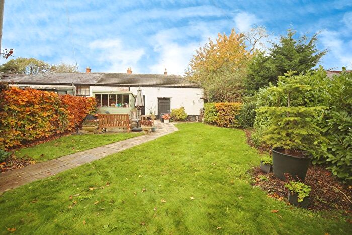 3 Bedroom Semi-Detached House For Sale In Warwick Road, Stratford-Upon-Avon, CV37