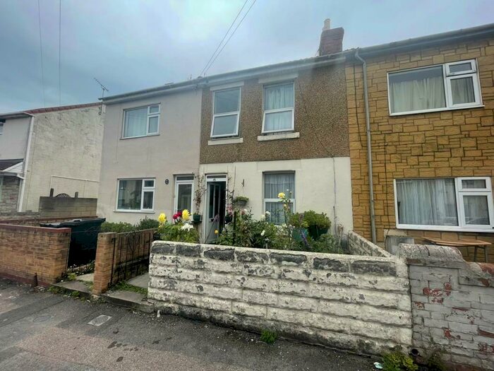 3 Bedroom Terraced House To Rent In Puolton Street, Gorse Hill, SN2