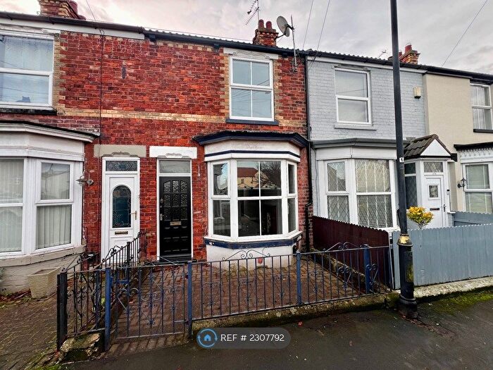 2 Bedroom Terraced House To Rent In Finkle Street, Cottingham, HU16