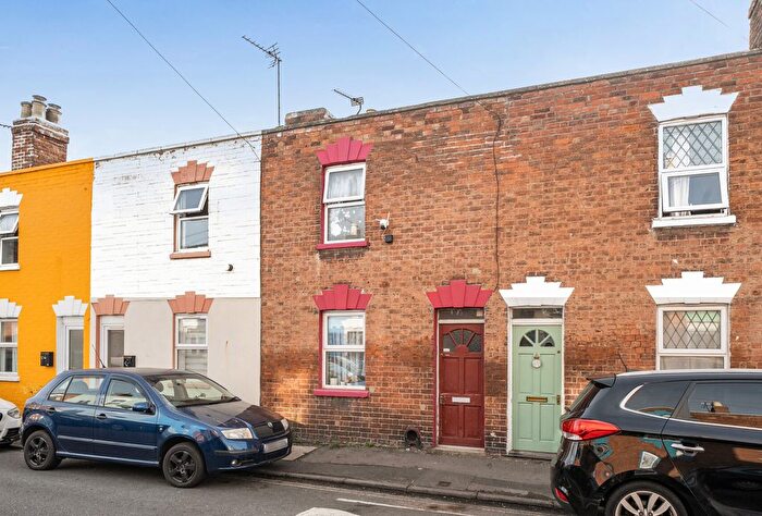 2 Bedroom Terraced House For Sale In Hopewell Street, Gloucester, Gloucestershire, GL1