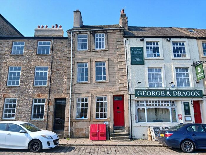 3 Bedroom Terraced House To Rent In St Georges Quay, Lancaster, LA1