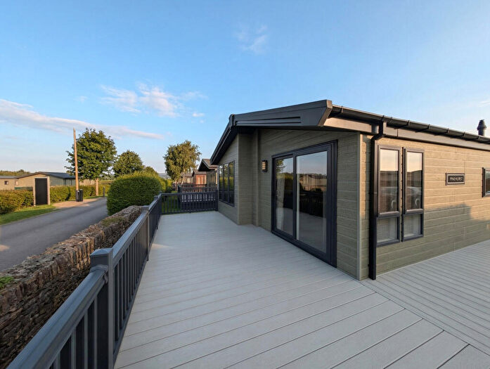 2 Bedroom Lodge For Sale In Sampool Ln, Levens, Kendal, LA8