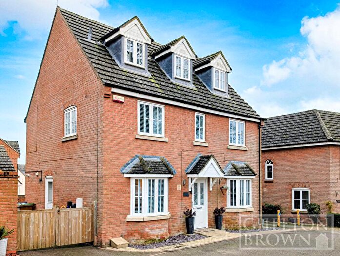 5 Bedroom Detached House For Sale In Knole Way, Daventry, Northamptonshire, NN11