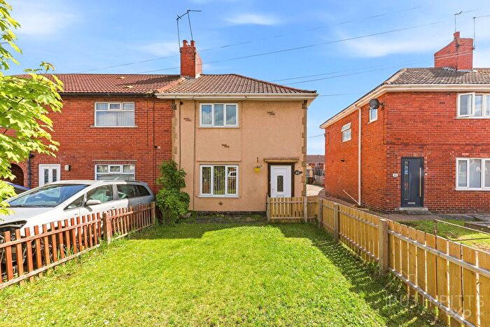 3 Bedroom End Of Terrace House For Sale In Smeaton Road, Upton, WF9