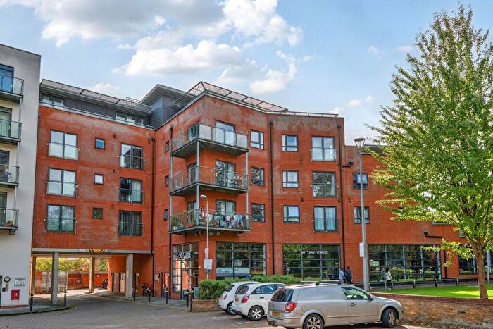 1 Bedroom Flat For Sale In Birdwood Avenue, Hither Green, London, SE13