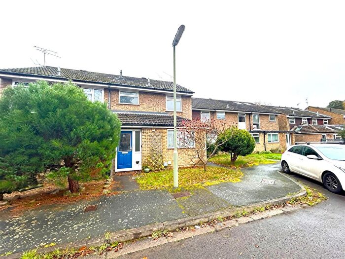 3 Bedroom Terraced House To Rent In Bramcote, Camberley, Surrey, GU15