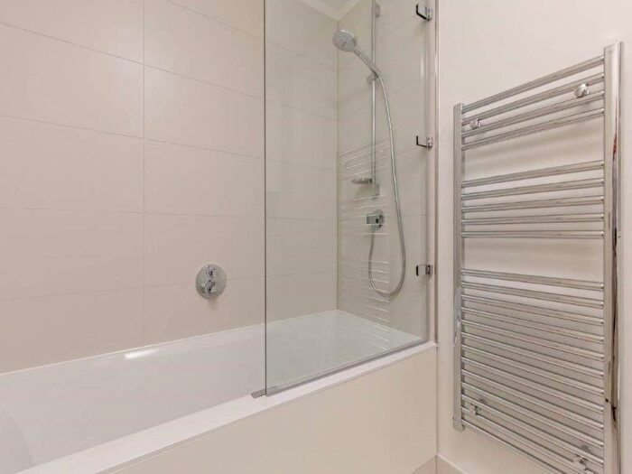 1 Bedroom Flat To Rent In Simpson Loan, Quartermile, Edinburgh, EH3