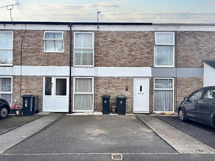2 Bedroom Terraced House For Sale In The Venn, Shaftesbury, SP7