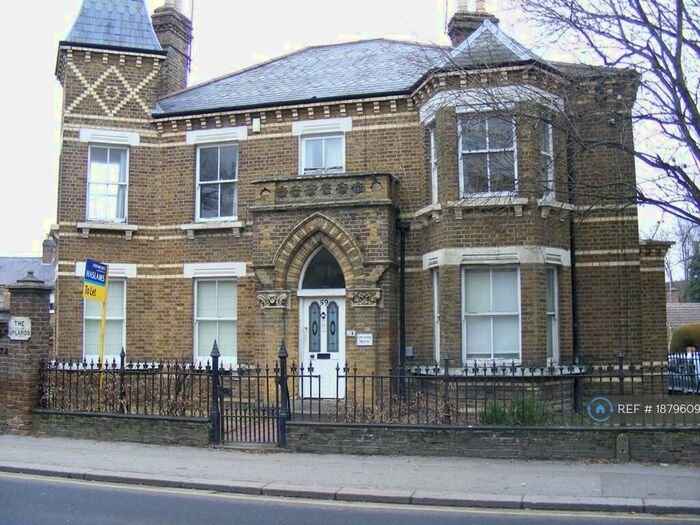 1 Bedroom Flat To Rent In Christchurch Road, Reading, RG2
