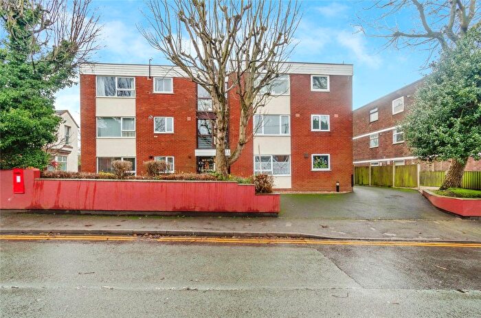 1 Bedroom Flat For Sale In Wolverhampton Road, Cannock, Staffordshire, WS11