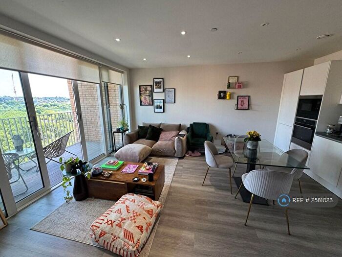 2 Bedroom Flat To Rent In Hawfinch House, London, NW9