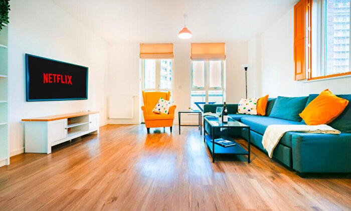 1 Bedroom Flat To Rent In Skein Court Gresham Place, London, E3