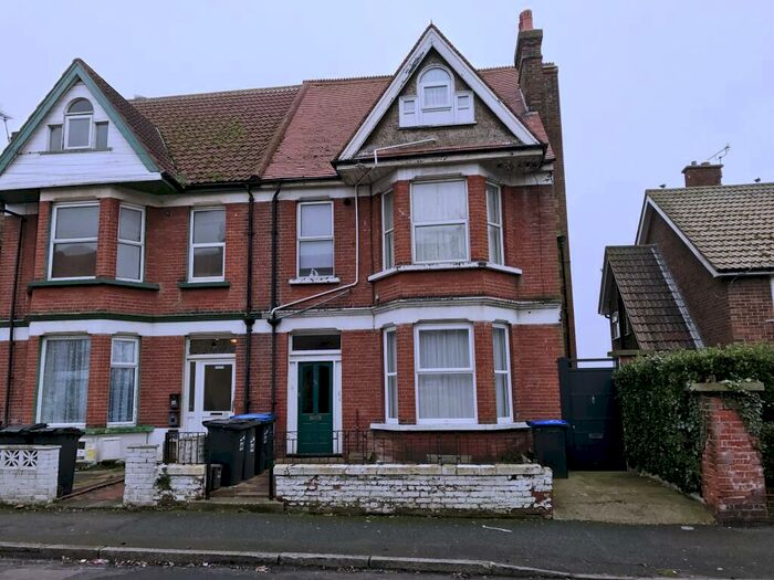 1 Bedroom Property To Rent In Madeira Road, Margate, CT9