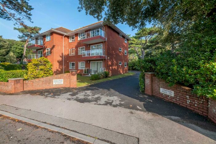2 Bedroom Apartment To Rent In Twynham Road, Bournemouth, BH6