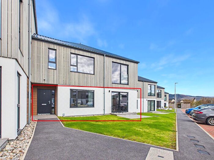 3 Bedroom Apartment For Sale In Caledonia Place, Aviemore, PH22