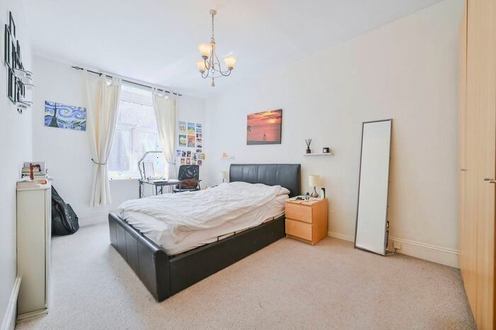 2 Bedroom Flat To Rent In The Strand, Covent Garden, London, WC2R