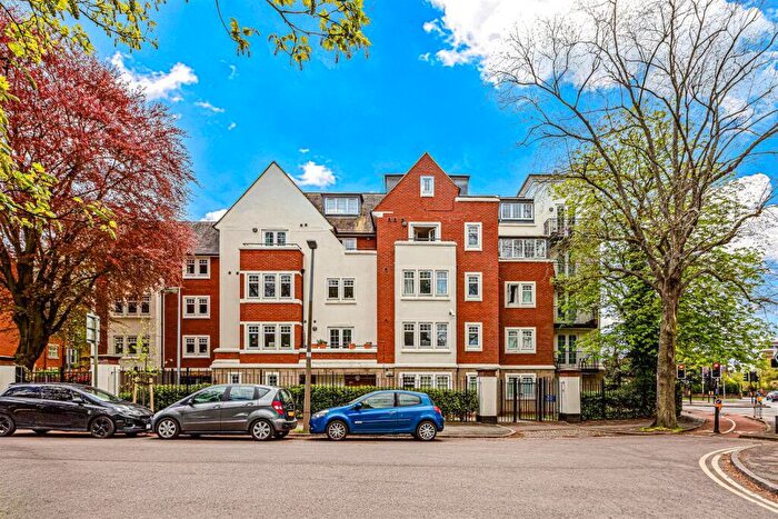 2 Bedroom Flat For Sale In The Laurels, Knighton Park Road, Leicester, LE2