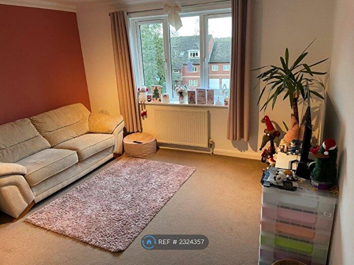 2 Bedroom Flat To Rent In The Waterside, Hellesdon, Norwich, NR6