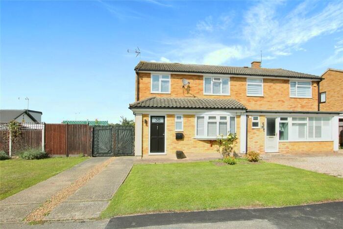 3 Bedroom Semi-Detached House To Rent In Pertwee Drive, South Woodham Ferrers, Essex, CM3