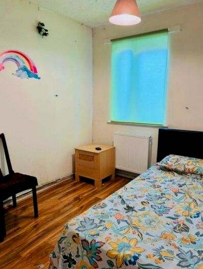 2 Bedroom Maisonette To Rent In Hambridge Close, Manchester, M8