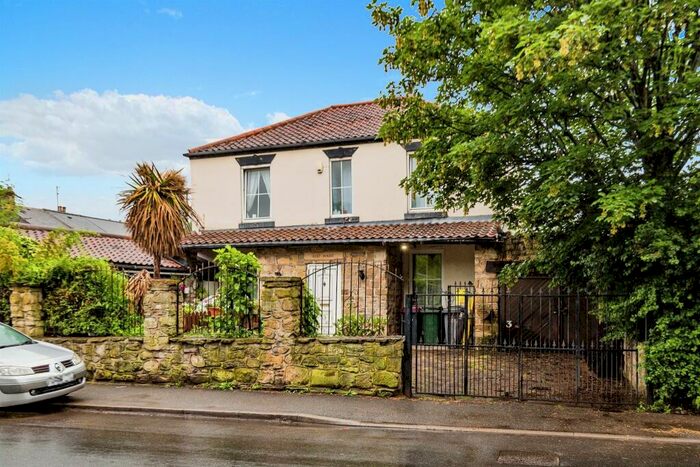 4 Bedroom Detached House For Sale In Whitehill Lane, Catcliffe, Rotherham, S60