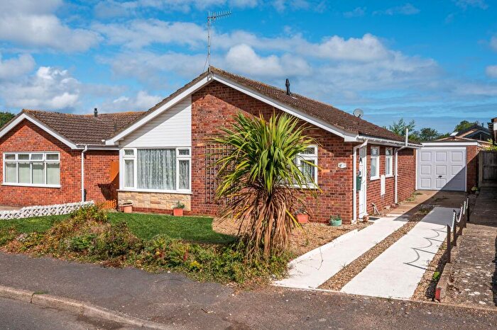 2 Bedroom Detached House For Sale In Abbey Park, Beeston Regis, NR26