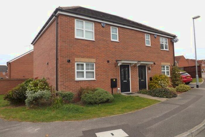 3 Bedroom Semi-Detached House To Rent In Ashwood Avenue, Nottingham, NG17