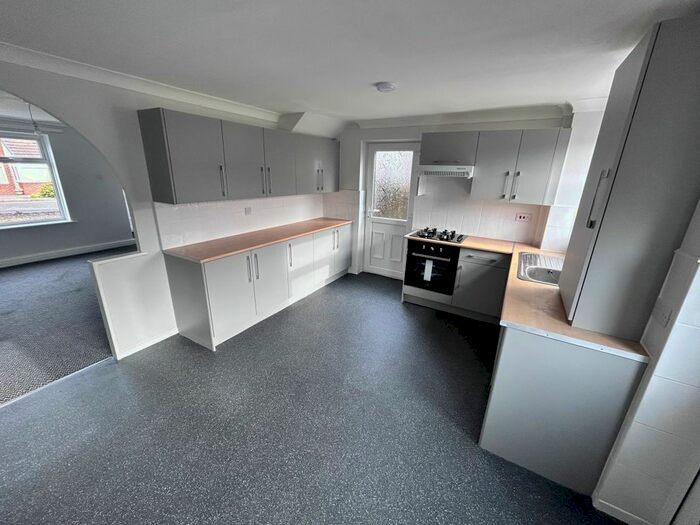 3 Bedroom Semi-Detached House To Rent In Finch Lea Drive, Dovecot, Liverpool, L14