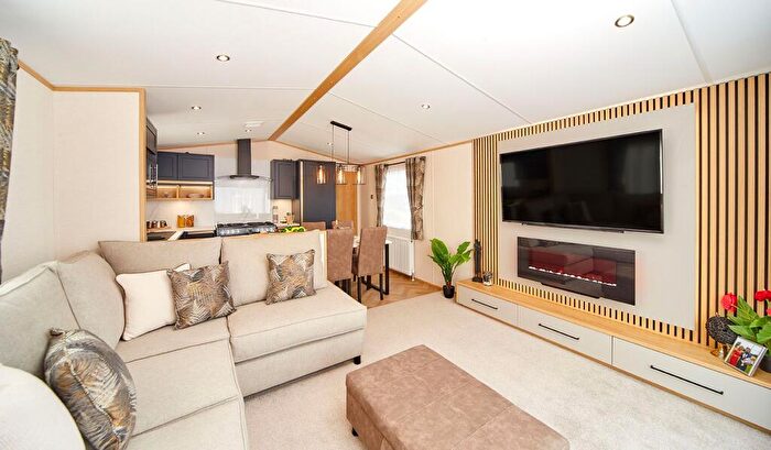 2 Bedroom Caravan For Sale In Castle Douglas, Dumfries And Galloway, DG7