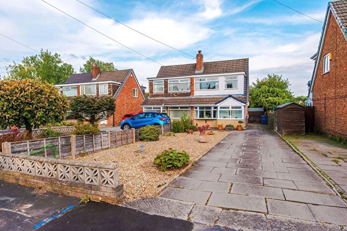 3 Bedroom Semi Detached House For Sale In Hereford Close, Ashton-In-Makerfield, WN4