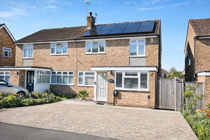 3 Bedroom Semi Detached House For Sale In The Landway, Maidstone, ME14