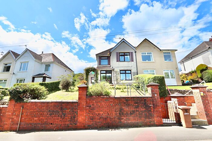 2 Bedroom Semi-Detached House For Sale In The Rock, Blackwood, NP12