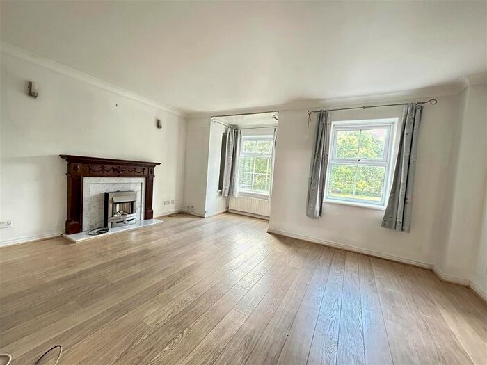 5 Bedroom Terraced House To Rent In Concorde Drive, London, E6