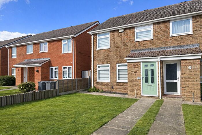 3 Bedroom Semi-Detached House For Sale In Spruce Walk, Lee-On-The-Solent, PO13