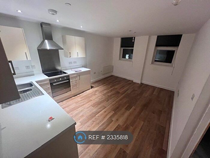 1 Bedroom Flat To Rent In Mill Reef House, Newbury, RG14