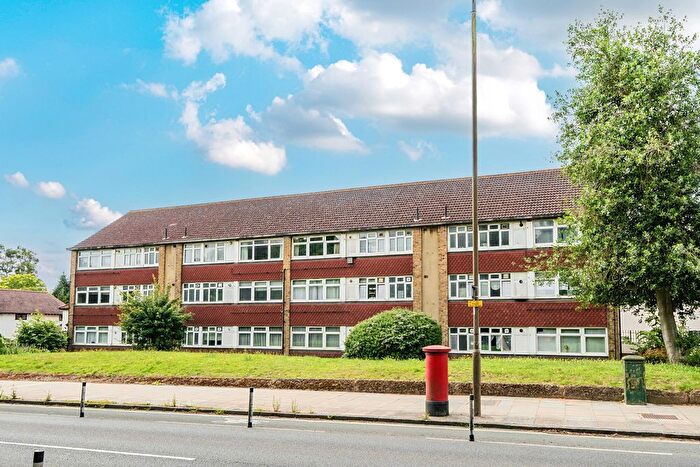 2 Bedroom Flat For Sale In Lemonwell Drive, London, SE9
